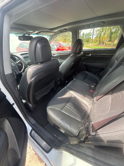 2014 Kia Sorento Location - Imports - Row 22 - Stock # H53829
