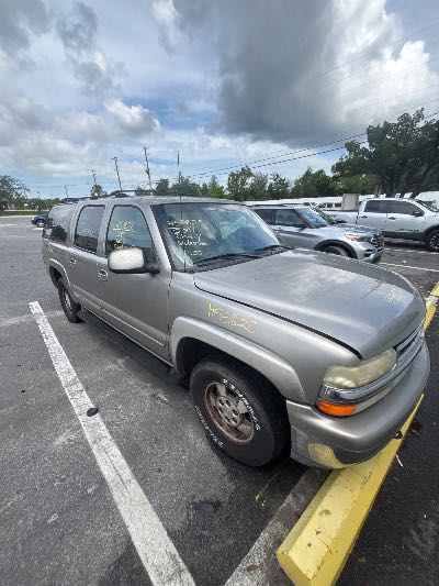 2001 Chevrolet Suburban 1500 Location - Large Trucks & Vans - Row 27 - Stock # H53828