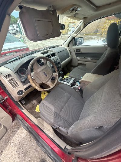 2009 Ford Escape Location - Ford - Row 31 - Stock # H53842