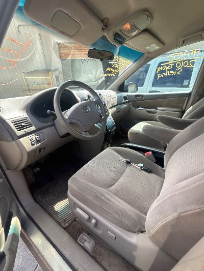 2010 Toyota Sienna Location - Imports - Row 24 - Stock # H53850