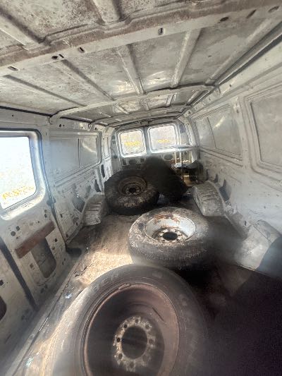 1996 Ford E-250 Location - Large Trucks & Vans - Row 28 - Stock # H53809