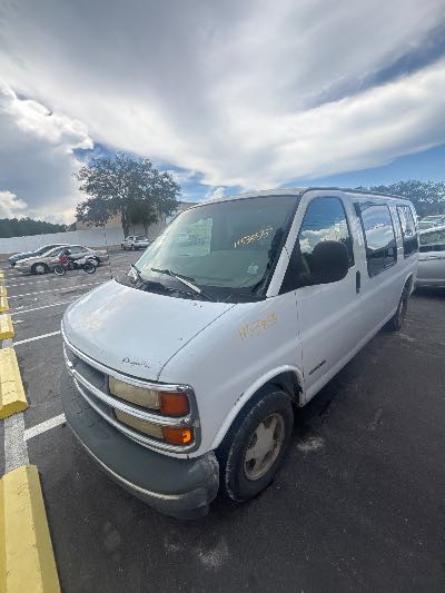 1996 Chevrolet Chevy Van Location - Large Trucks & Vans - Row 28 - Stock # H53855