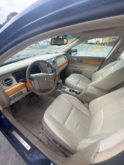 2006 Lincoln Zephyr Location - Ford - Row 32 - Stock # H53873