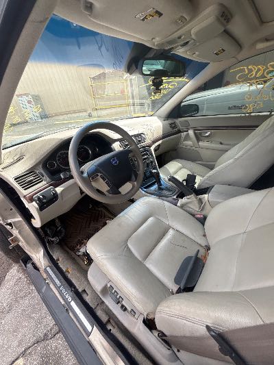 2004 Volvo S80 Location - Imports - Row 25 - Stock # H53885