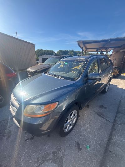 2009 Hyundai Santa Fe Location - Imports - Row 25 - Stock # H53890
