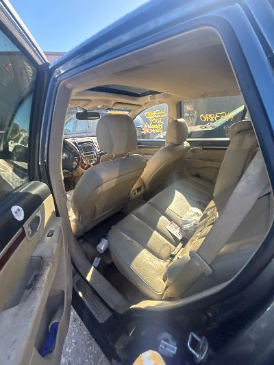 2009 Hyundai Santa Fe Location - Imports - Row 25 - Stock # H53890