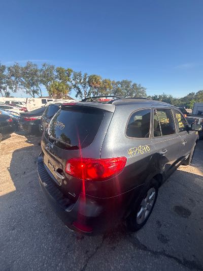 2009 Hyundai Santa Fe Location - Imports - Row 25 - Stock # H53890