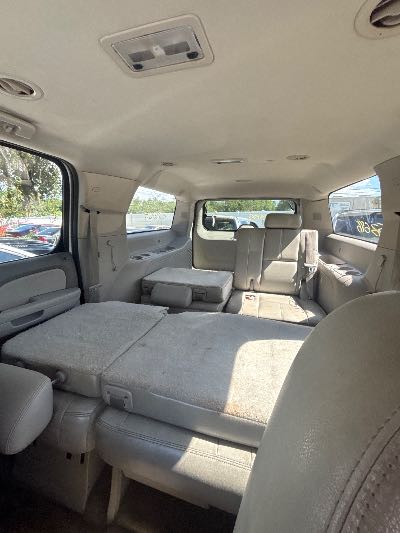 2010 GMC Yukon XL Location - Large Trucks & Vans - Row 30 - Stock # H53686