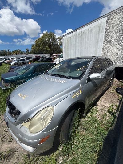 2006 Mercedes-Benz R-Class Location - Imports - Row 24 - Stock # H53276