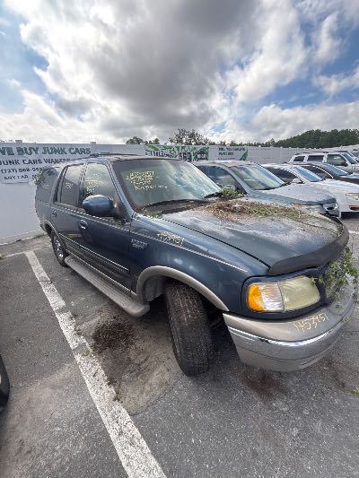 2002 Ford Expedition Location - Large Trucks & Vans - Row 30 - Stock # H53951