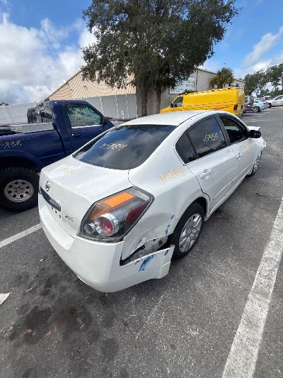 2011 Nissan Altima Location - Imports - Row 31 - Stock # H53841