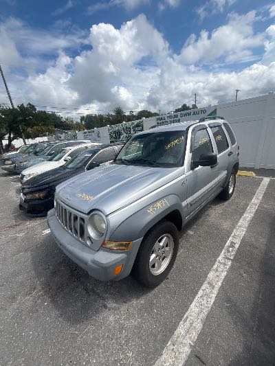2005 Jeep Liberty Location - Chrysler - Row 38 - Stock # H53954