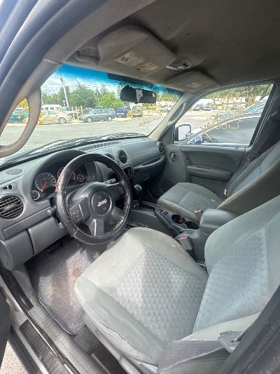 2005 Jeep Liberty Location - Chrysler - Row 38 - Stock # H53954