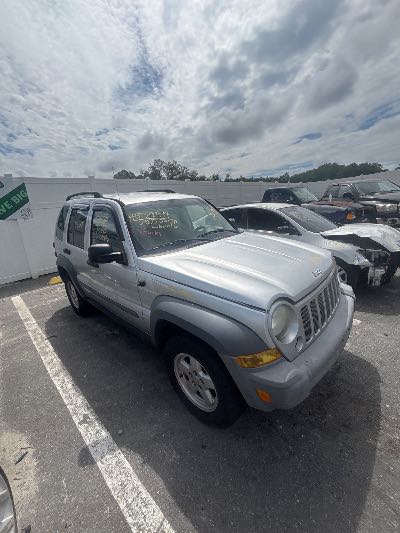 2005 Jeep Liberty Location - Chrysler - Row 38 - Stock # H53954