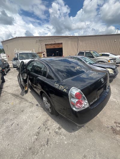 2005 Nissan Altima Location - Imports - Row 28 - Stock # H53956