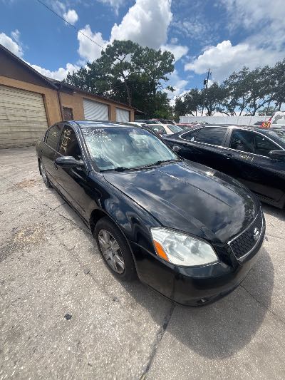 2005 Nissan Altima Location - Imports - Row 28 - Stock # H53956