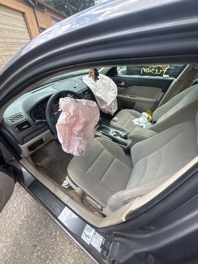 2007 Ford Fusion Location - Ford - Row 32 - Stock # H53958
