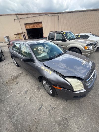 2007 Ford Fusion Location - Ford - Row 32 - Stock # H53958
