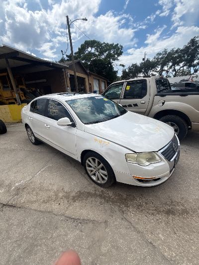 2010 Volkswagen Passat Location - Imports - Row 32 - Stock # H53977
