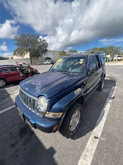 2005 Jeep Liberty Location - Chrysler - Row 38 - Stock # H53978