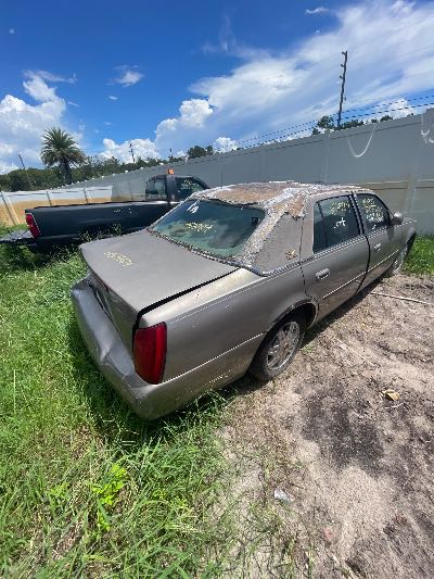 2003 Cadillac DeVille Location - GM - Row 26 - Stock # H53984
