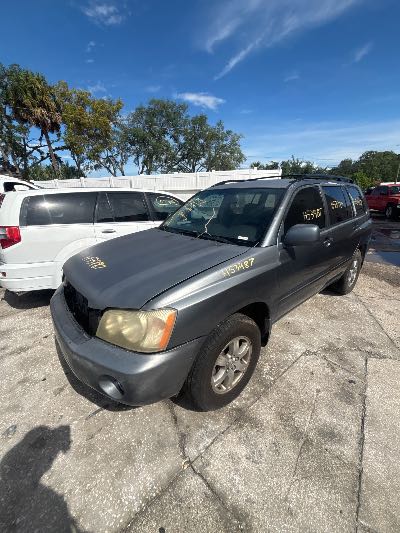 2005 Toyota Highlander Location - Imports - Row 44 - Stock # H53987