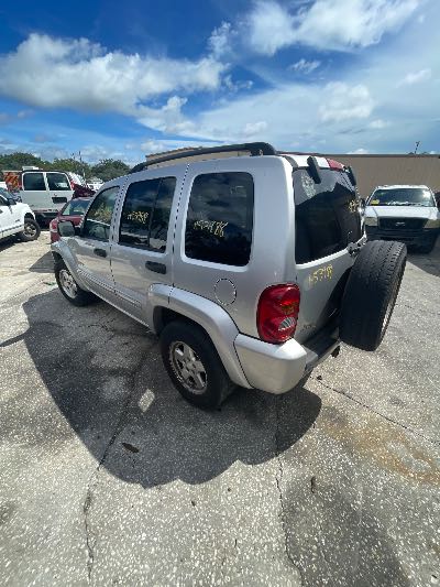 2004 Jeep Liberty Location - Chrysler - Row 38 - Stock # H53988