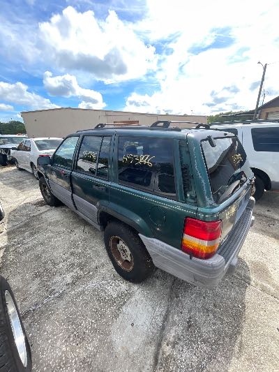1997 Jeep Grand Cherokee Location - Chrysler - Row 38 - Stock # H53996