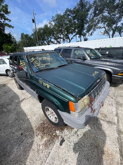 1997 Jeep Grand Cherokee Location - Chrysler - Row 38 - Stock # H53996
