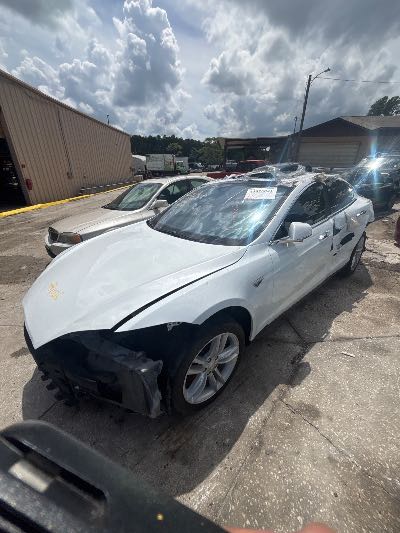 2015 Tesla Model S Location - Imports - Row 999 - Stock # H54026