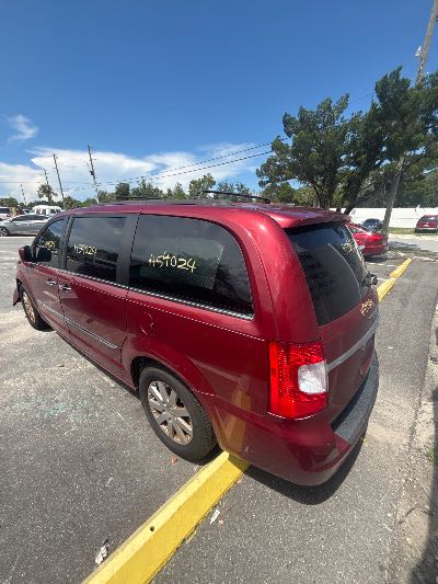 2015 Chrysler Town & Country Location - Chrysler - Row 38 - Stock # H54024