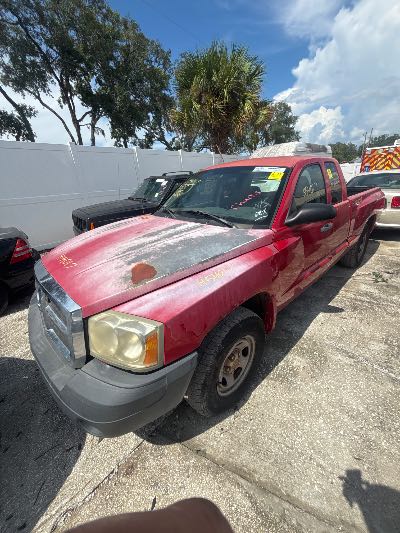 2006 Dodge Dakota Location - Large Trucks & Vans - Row 31 - Stock # H54017