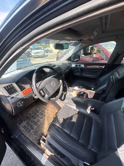 2005 Volkswagen Touareg Location - Imports - Row 43 - Stock # H54021