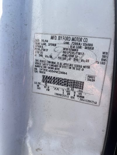 2004 Ford F-150 Location - Large Trucks & Vans - Row 32 - Stock # H54027