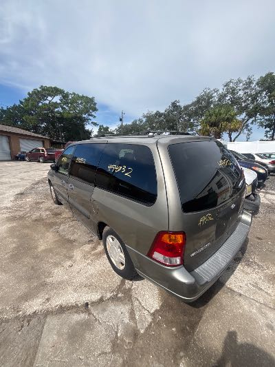 2003 Ford Windstar Location - Ford - Row 34 - Stock # H54032