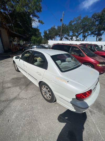 2005 Hyundai Sonata Location - Imports - Row 46 - Stock # H54044