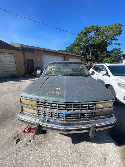 1992 GMC Sierra 1500 Location - Large Trucks & Vans - Row 31 - Stock # H54050