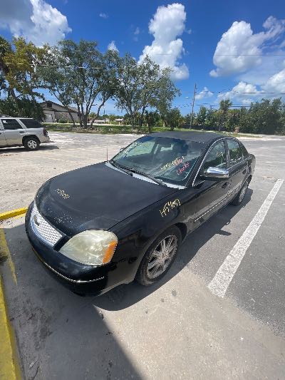 2005 Ford Five Hundred Location - Ford - Row 34 - Stock # H54051