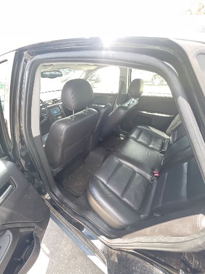 2005 Ford Five Hundred Location - Ford - Row 34 - Stock # H54051