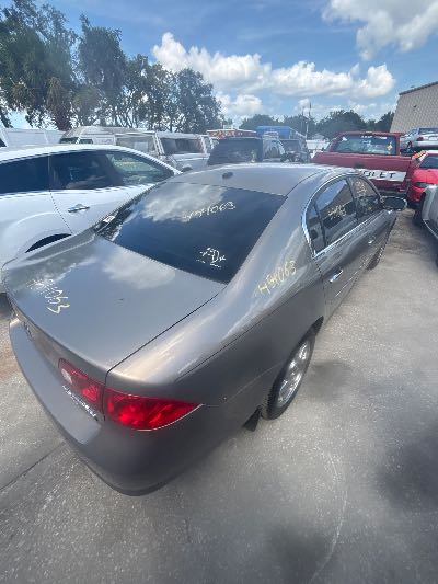 2007 Buick Lucerne Location - GM - Row 25 - Stock # H54063