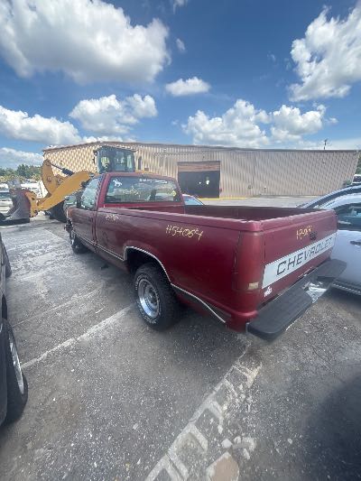 1990 Chevrolet 1500 Pickups Location - Large Trucks & Vans - Row 31 - Stock # H54064