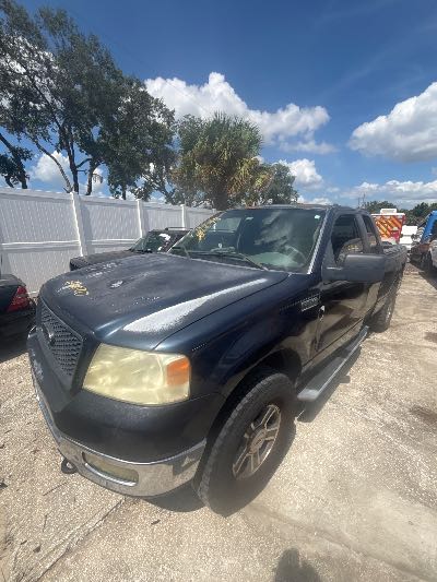 2005 Ford F-150 Location - Large Trucks & Vans - Row 32 - Stock # H54070