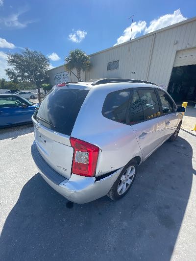 2008 Kia Rondo Location - Imports - Row 23 - Stock # H54116