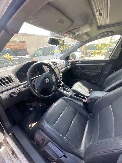 2009 Volkswagen Jetta Location - Imports - Row 4 - Stock # H54111