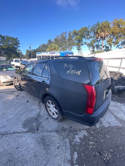 2005 Cadillac SRX Location - GM - Row 27 - Stock # H53548
