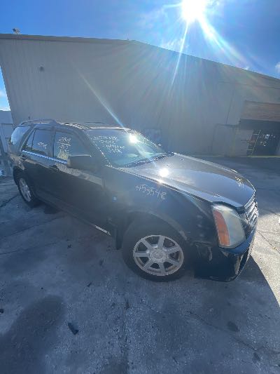 2005 Cadillac SRX Location - GM - Row 27 - Stock # H53548