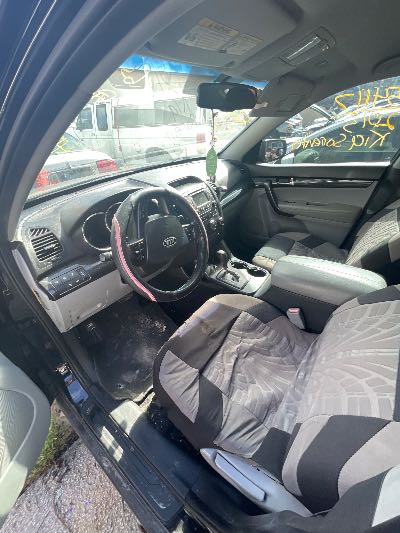 2013 Kia Sorento Location - Imports - Row 4 - Stock # H54117