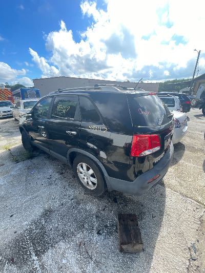 2013 Kia Sorento Location - Imports - Row 4 - Stock # H54117