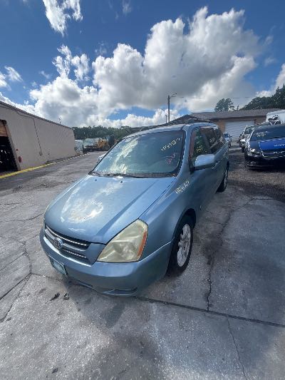 2006 Kia Sedona Location - Imports - Row 3 - Stock # H54127