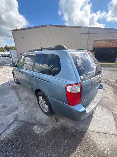 2006 Kia Sedona Location - Imports - Row 3 - Stock # H54127